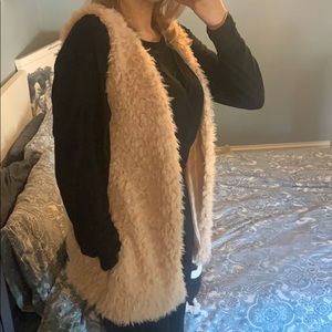 Fluffy rose gold vest